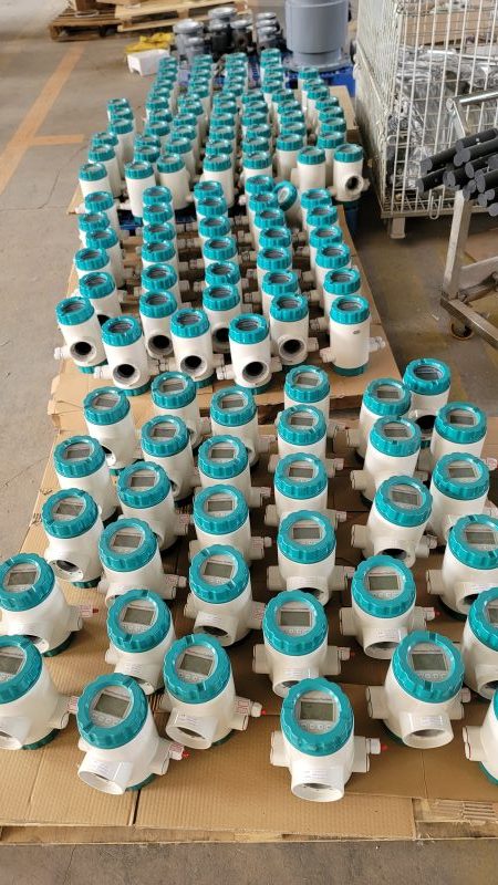 insertion electromagnetic flowmeter (2)
